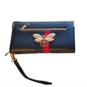 Alba Black Wristlet with Pearl Bee and Stripes